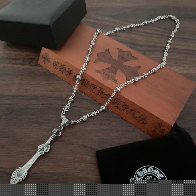 Ch**me He**ts necklaces